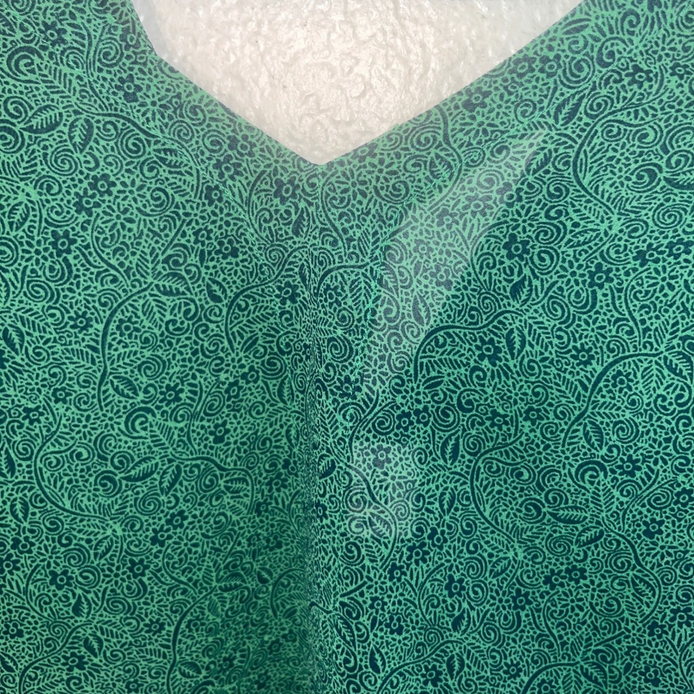 Cabi Green Floral V-Neck Long Sleeve Sheer Blouse with Back Cutout Detail 5208 - Picture 4 of 10